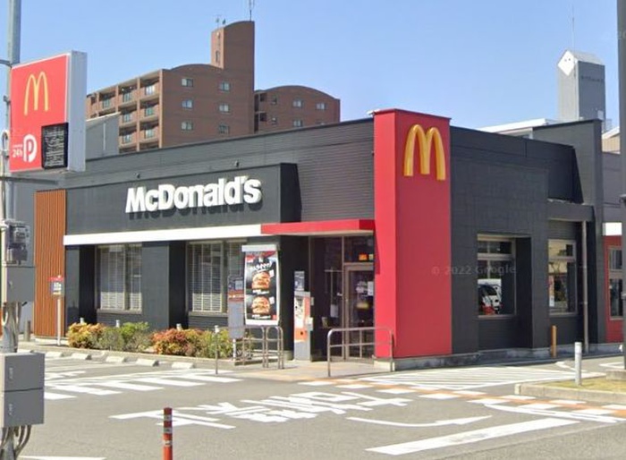 飲食店　マクドナルド ２号線大久保店（飲食店）まで350m