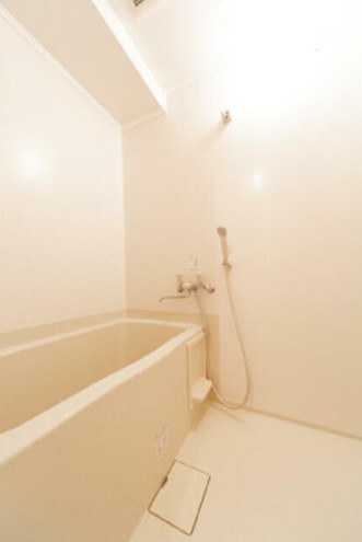 バス・シャワールーム　※別部屋の参考写真です。