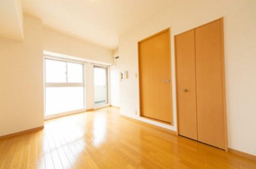 居室・リビング　※別部屋の参考写真です。