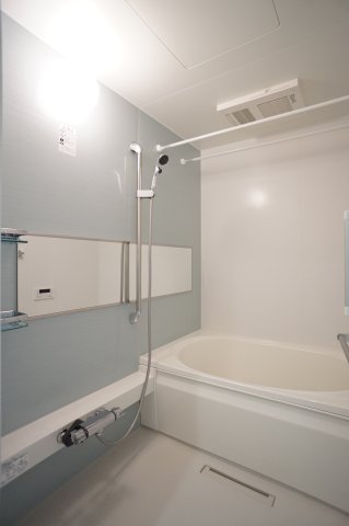 バス・シャワールーム　一日の疲れを癒すお風呂♪追い焚きオートバス♪浴室乾燥