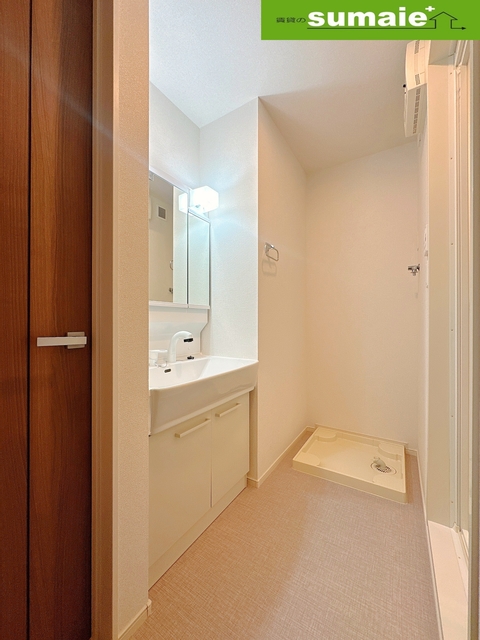 洗面設備　同仕様写真