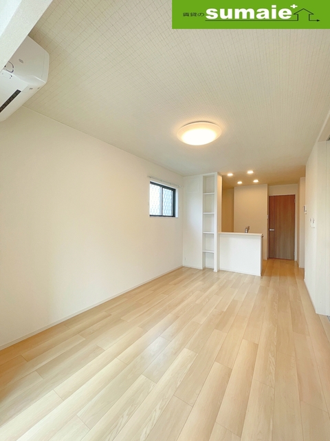 居室・リビング　同仕様写真