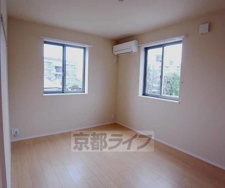 リヴェール響の居間写真