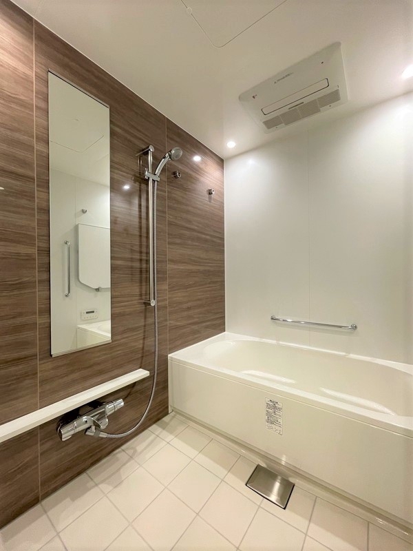 バス・シャワールーム