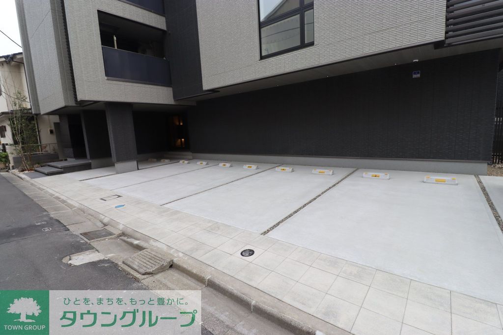 駐車場　駐車場