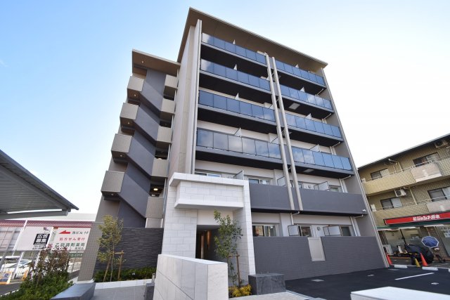 建物外観　安心の鉄筋コンクリートマンション