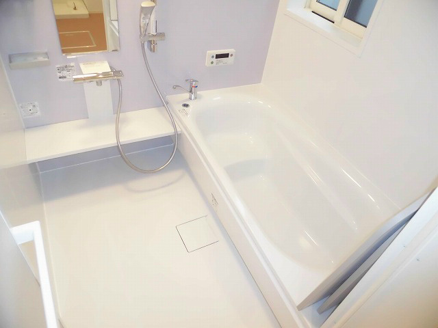 バス・シャワールーム　お風呂です。