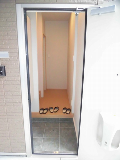 玄関　玄関です。