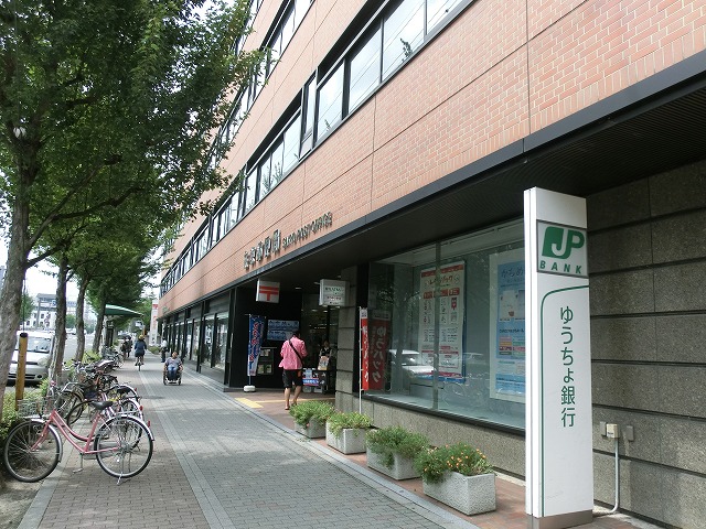 郵便局　左京郵便局（郵便局）まで107m