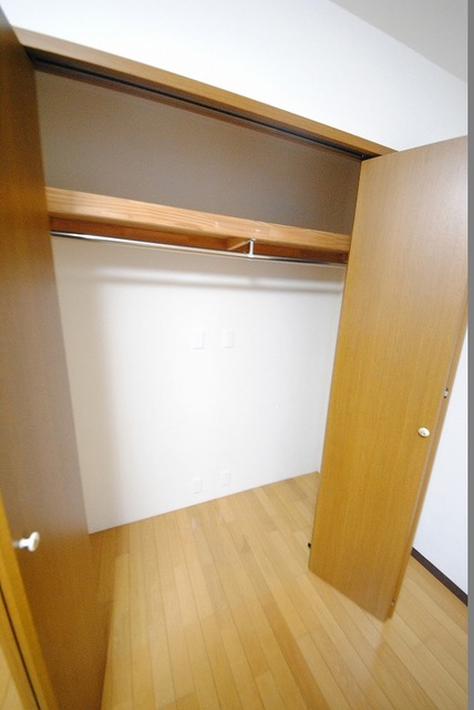 収納　写真は１１２号室