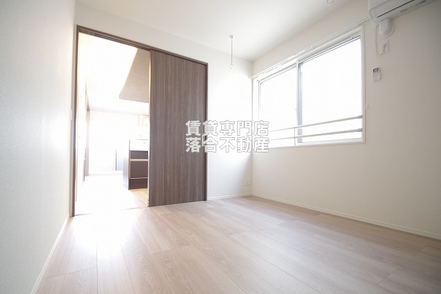 その他部屋・スペース　寝室にも使える落ち着いた居室♪