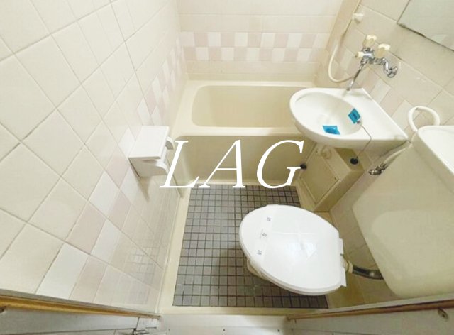 バス・シャワールーム　お風呂です。