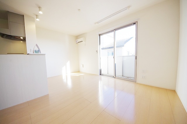 居室・リビング　類似室内