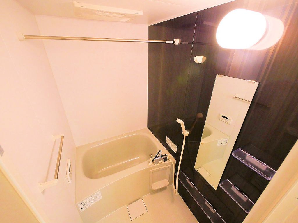 バス・シャワールーム　バス