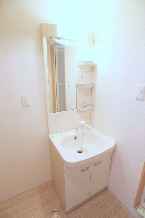 洗面設備　シャンプードレッサー付き♪