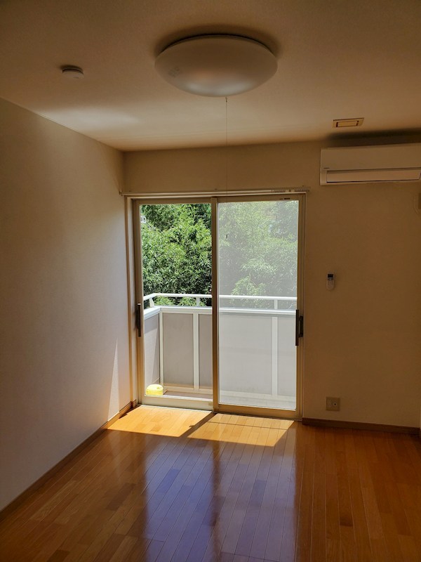 バルコニー　※別室参照