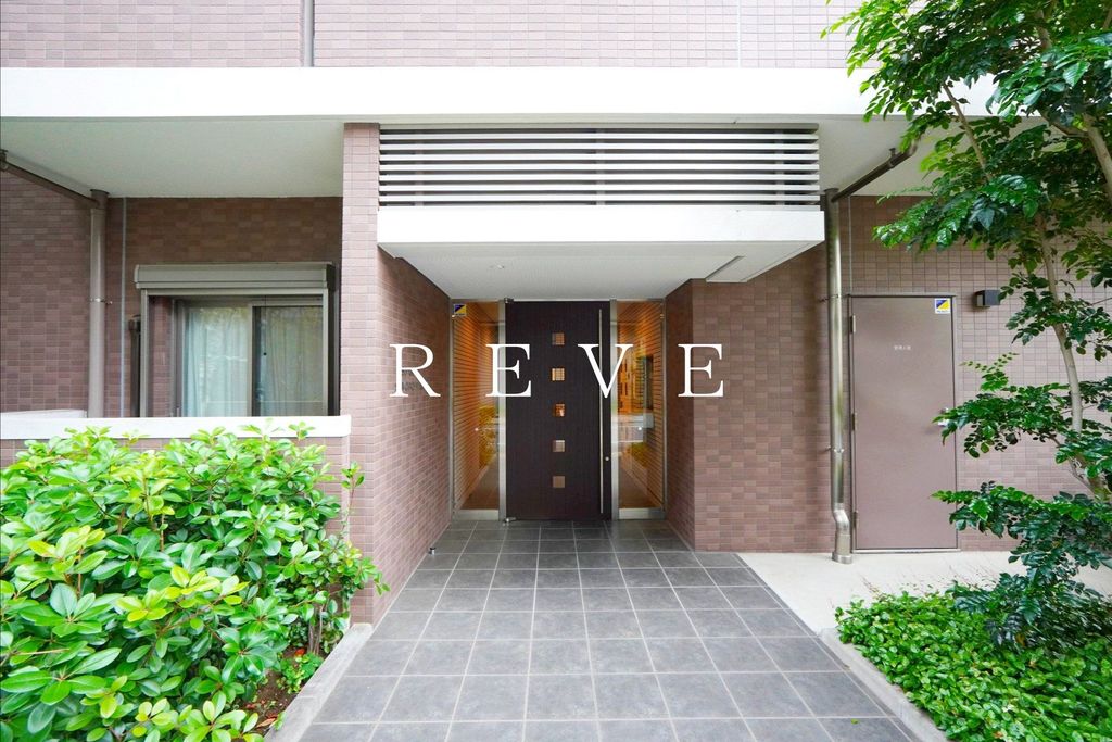 建物外観　エントランス