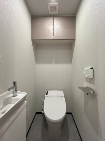 トイレ　写真は同タイプ住居です。