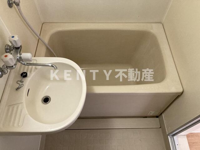 バス・シャワールーム　お風呂で日々の疲れを落としましょう