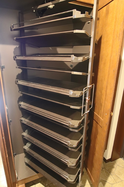 玄関　シューズボックスを備えた玄関スペース