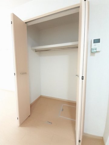 収納　たっぷりとした収納スペースです