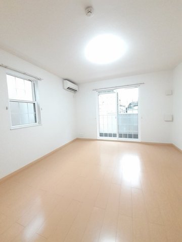 居室・リビング　おしゃれな居間です