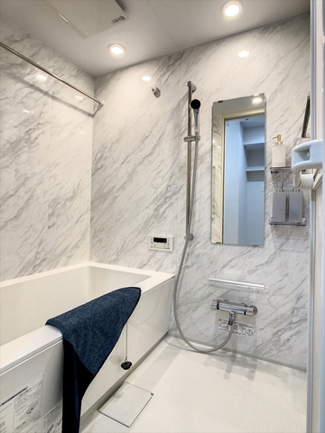 バス・シャワールーム