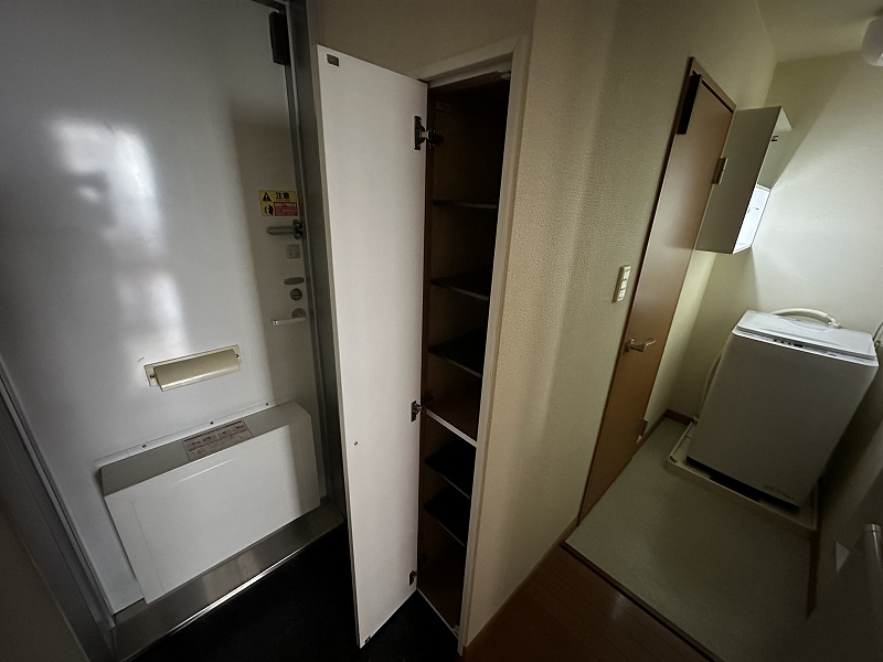 玄関　シューズボックス