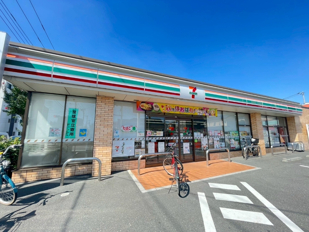 コンビニ　セブンイレブン 足立大谷田店（コンビニ）まで193m