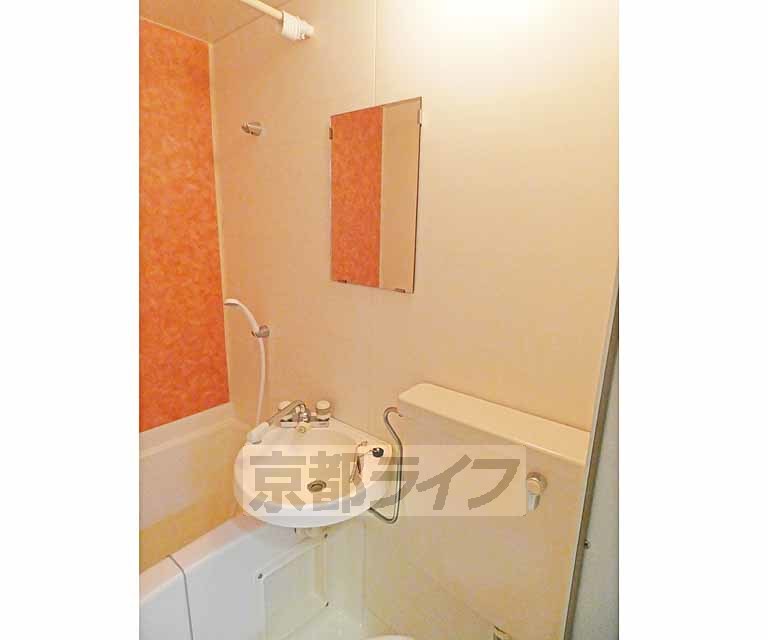 洗面設備　朝の準備はかどります。