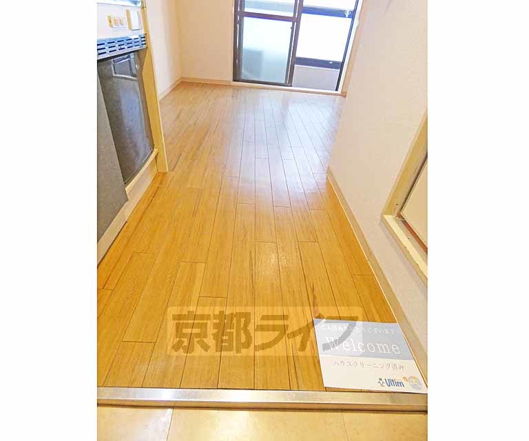 その他部屋・スペース　すっきりとした廊下。