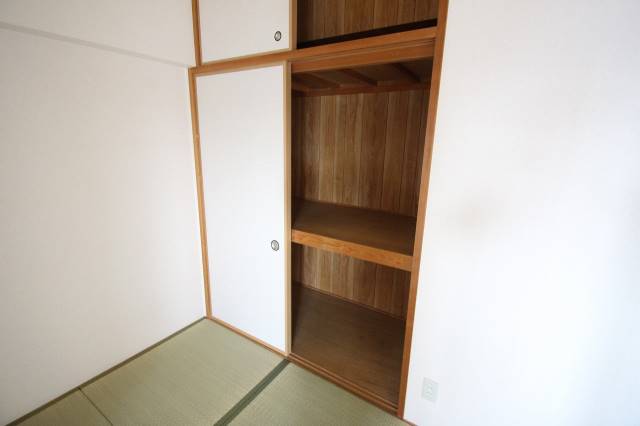 収納　和室収納スペース