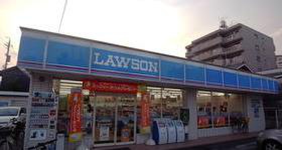 コンビニ　ローソン中村千原町店（コンビニ）まで600m