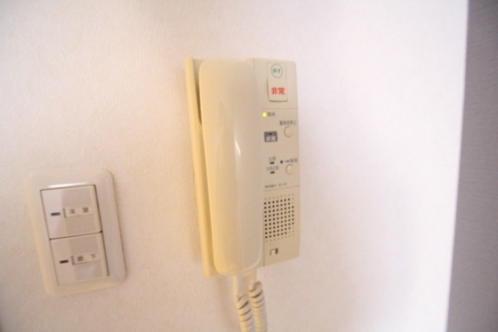 セキュリティ　※別号室の写真です