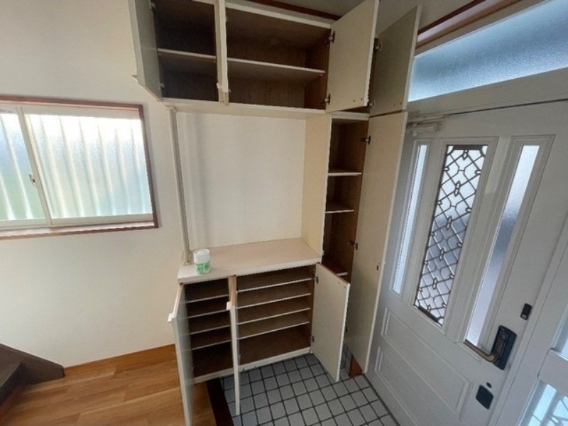 玄関　図面と現状に相違がある場合には現状を優先