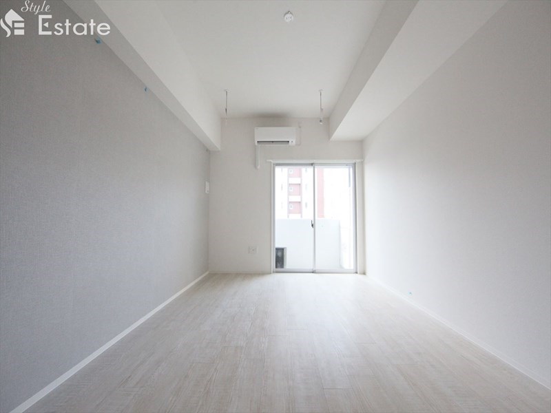 居室・リビング　内装