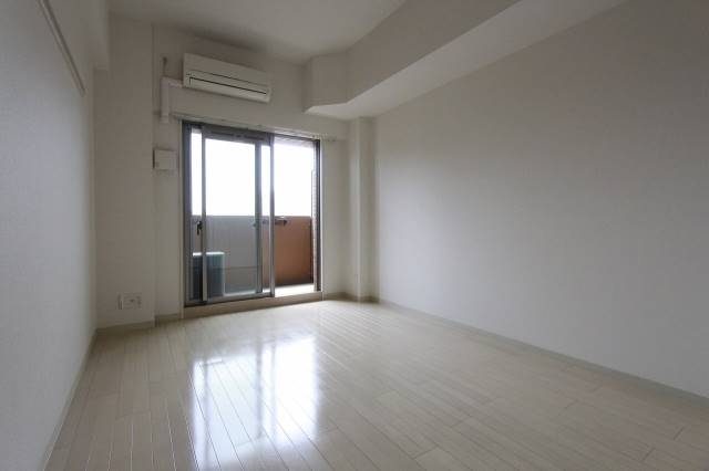 居室・リビング　※９０２号室室内参照