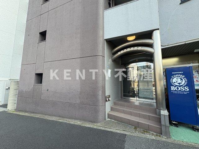 エントランス　清潔なエントランスです