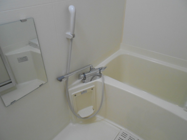 バス・シャワールーム　バス・トイレ各独立