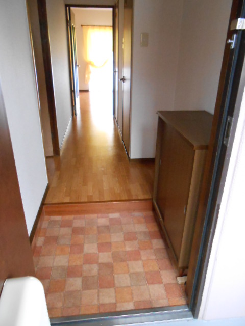 玄関　シューズボックス完備