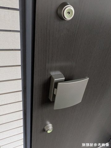 玄関　収納豊富なシューズボックスです♪