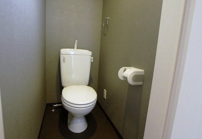 トイレ　退去予定の為別部屋の写真使用