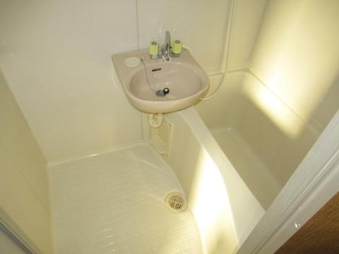 バス・シャワールーム　バス