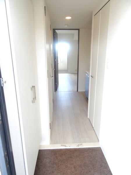 玄関　★玄関側からパシャリ★