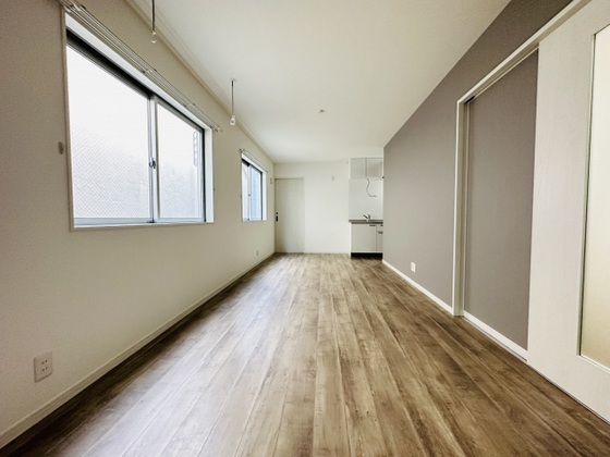 居室・リビング　※別部屋の写真です