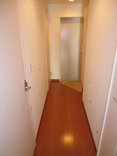 玄関　★広めの玄関スペースです★