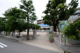 幼稚園・保育園　つぼみ幼稚園（幼稚園・保育園）まで275m
