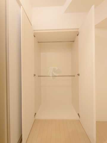 収納　コートモデリア広尾