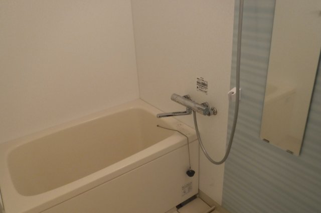 バス・シャワールーム　他のお部屋の参考写真となります。