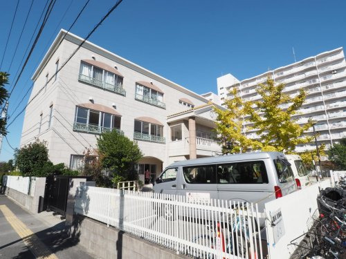 幼稚園・保育園　浦安幼稚園（幼稚園・保育園）まで155m